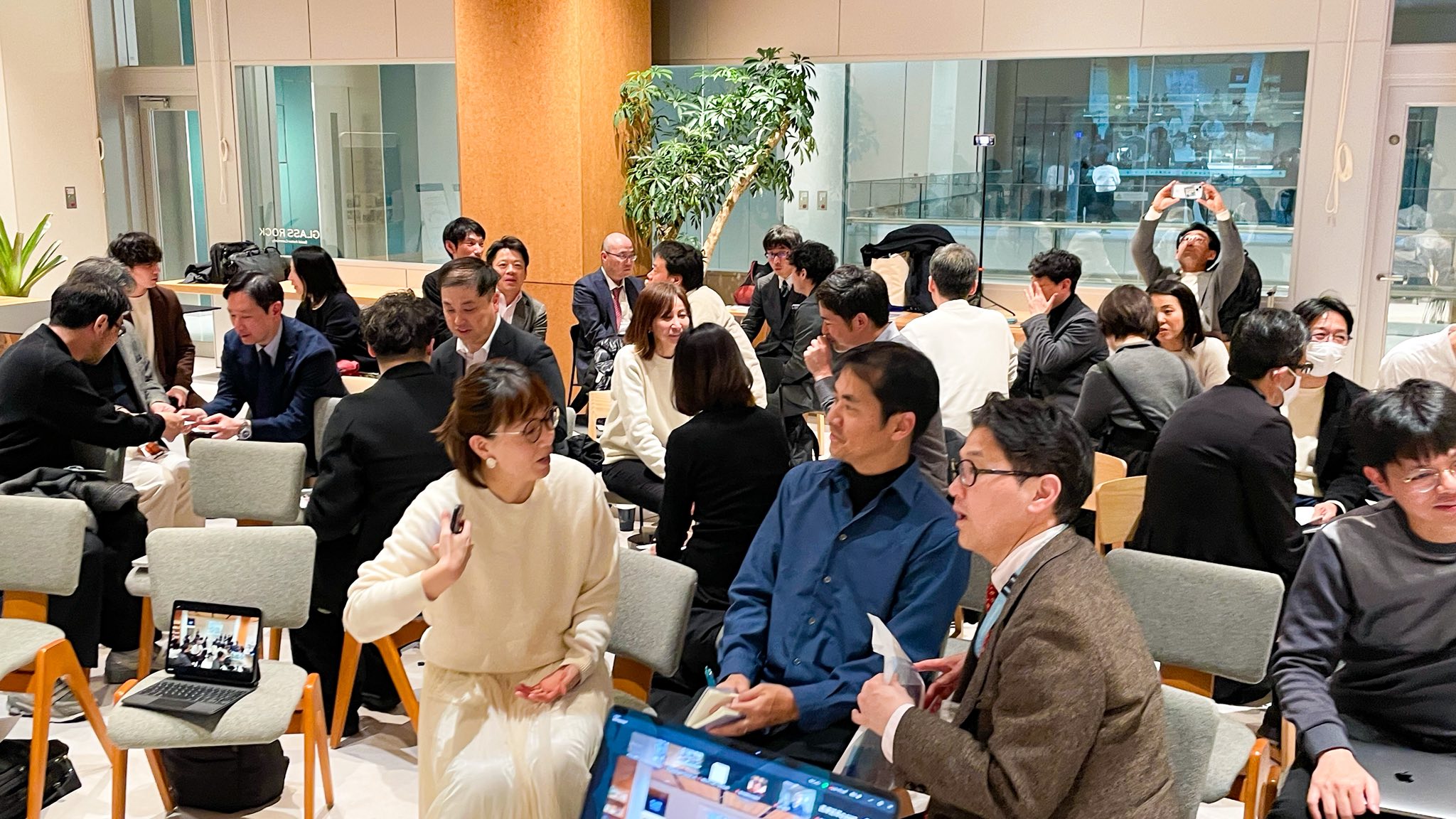 和歌山県主催｜会社を辞めずに起業する・事業承継する・まちに関わる in 和歌山 ～「複業・起業・継業」を通じた関係人口との共創型まちづくりの可能性を考える～ を開催いたしました